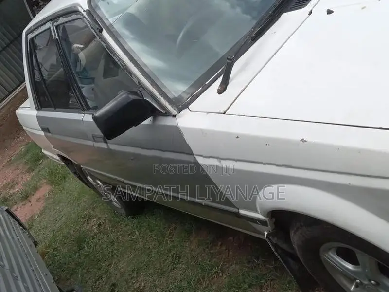 Nissan Sunny 1984