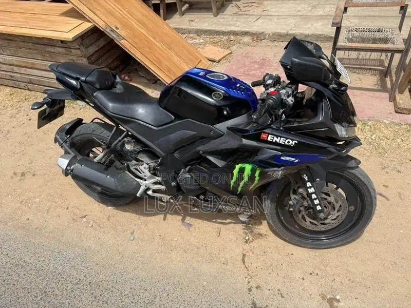 Yamaha R15 2020