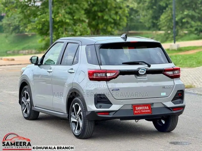 Daihatsu Rocky HYBRID 2025