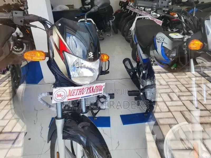 Bajaj CT100 Electric Start q 2026