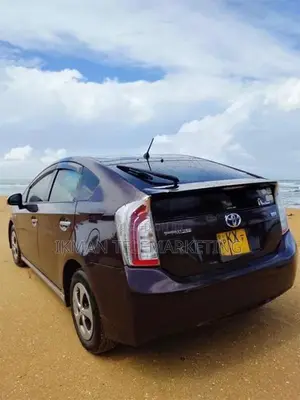 Toyota Prius 3rd GEN 2012