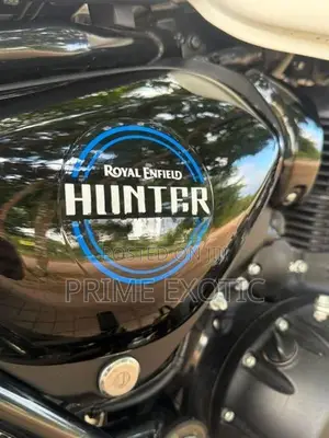 Royal Enfield Hunter 350 Rebel Blue 2025