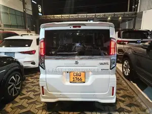 Suzuki Spacia Custom Turbo 2025