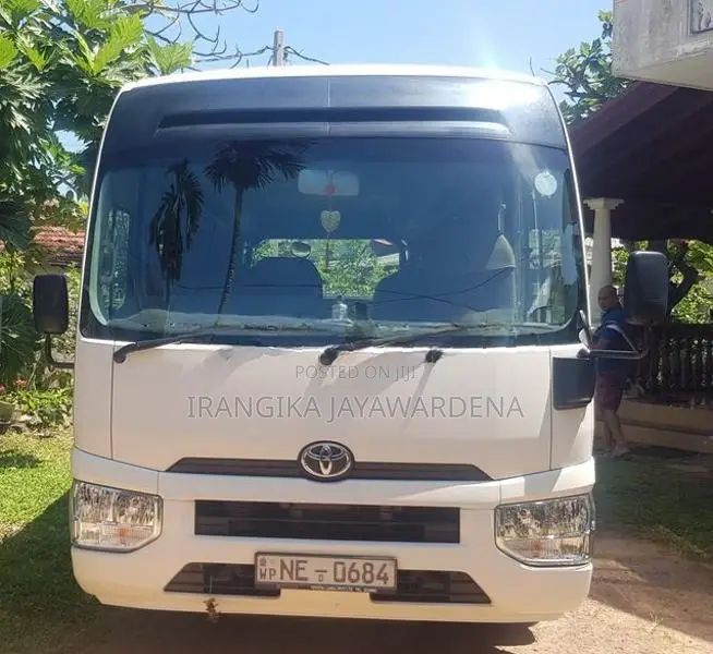 Toyota Coaster 2019