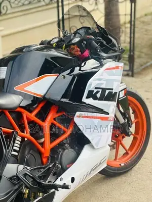 KTM RC 200 2019