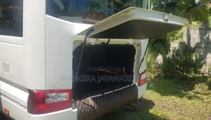 Toyota Coaster 2019
