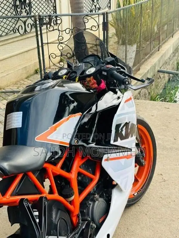 KTM RC 200 2019