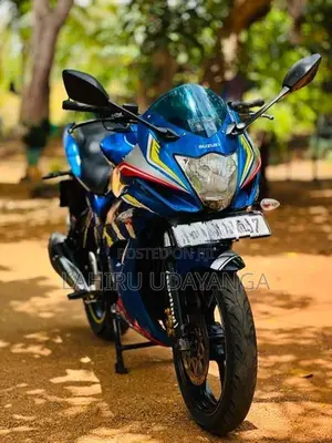 Suzuki Gixxer SF 2017