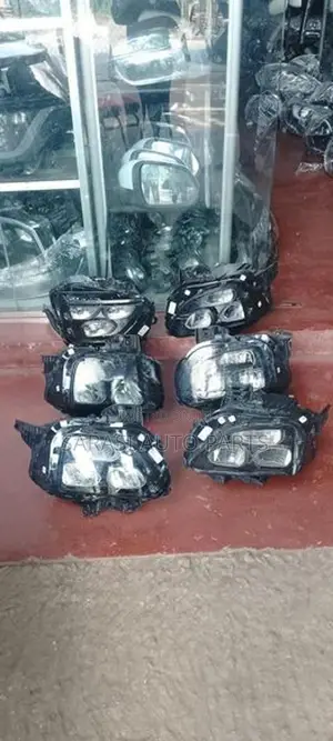 Suzuki Fronx Head Light