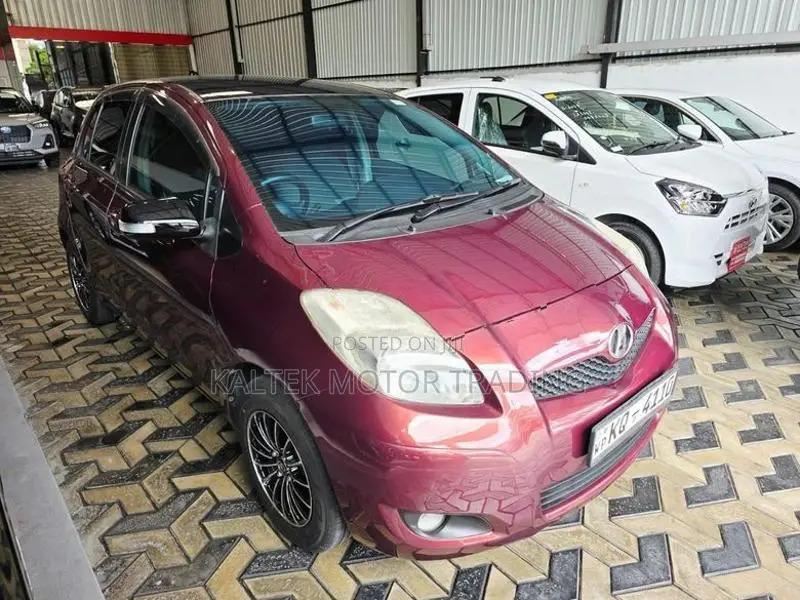 Toyota Vitz SCP 90 2009