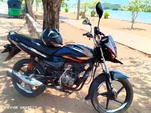 Bajaj Platina 100 2016