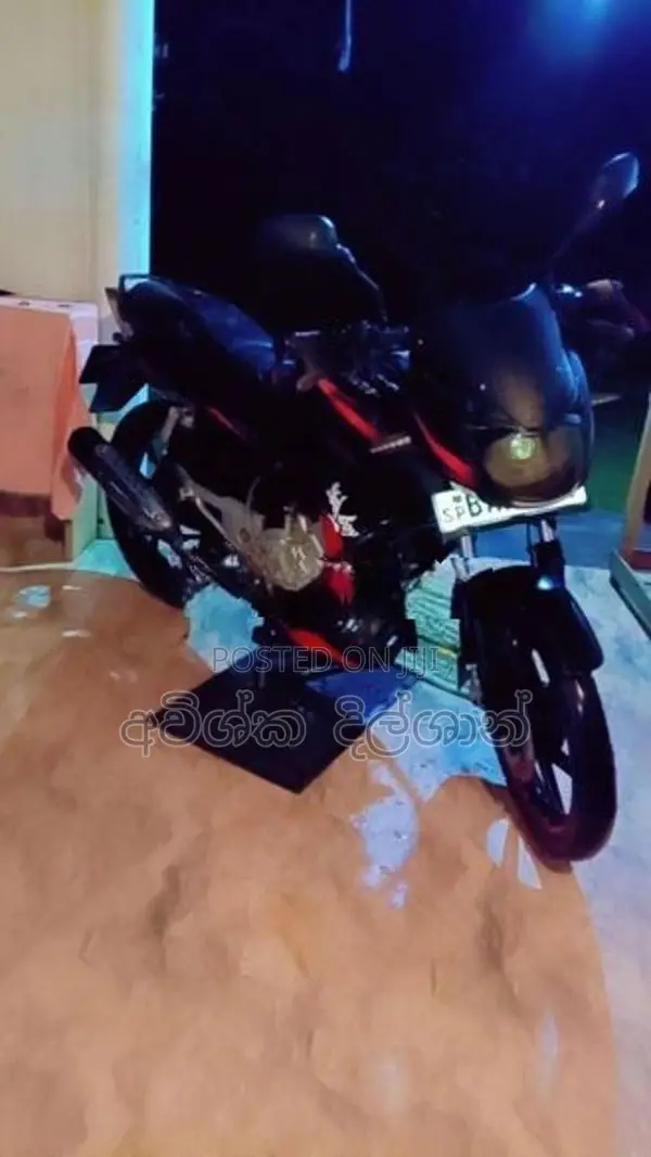 Bajaj Pulsar 150 2013