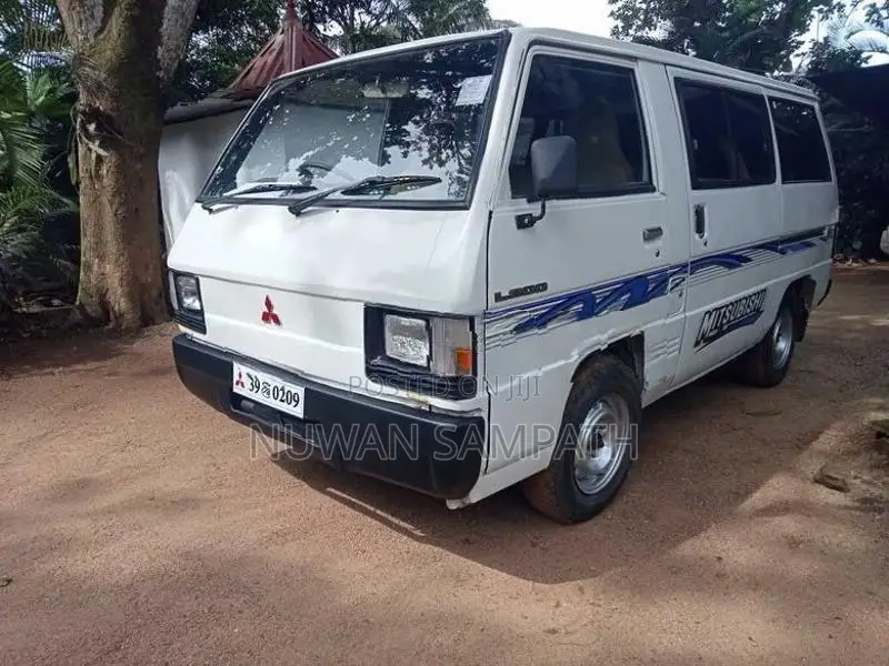Mitsubishi L300 1984