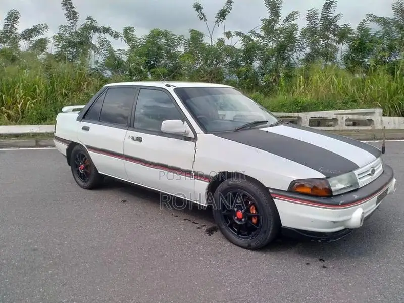 Ford Laser 1990