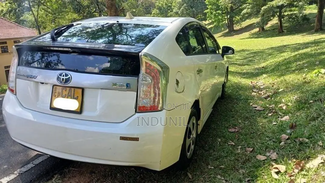 Toyota Prius 2015