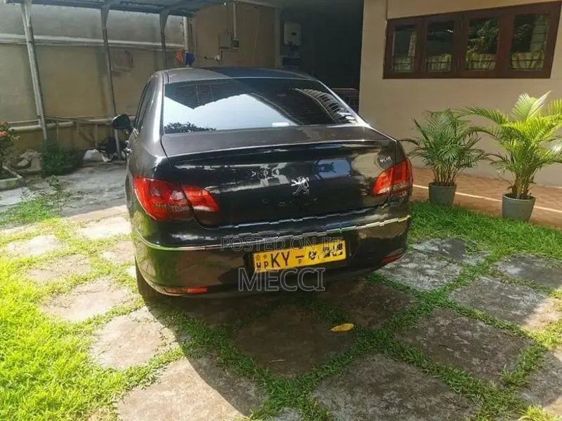 Peugeot 408 2013
