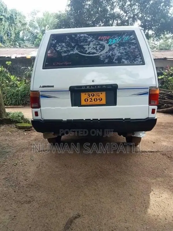 Mitsubishi L300 1984