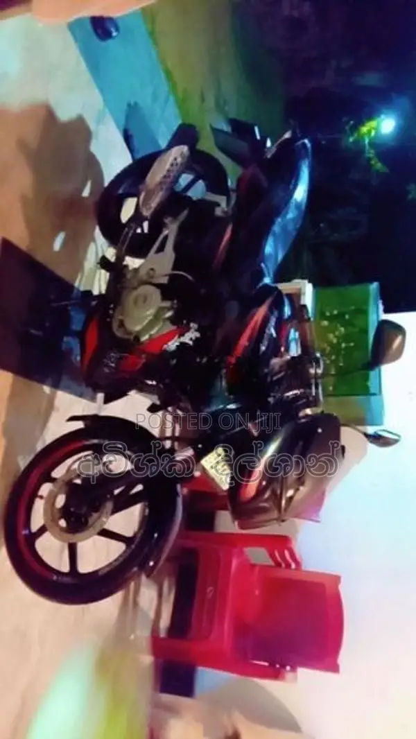 Bajaj Pulsar 150 2013