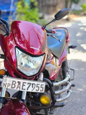 Honda Dream Yuga 2012