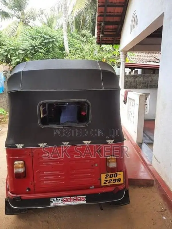 Bajaj RE 1994