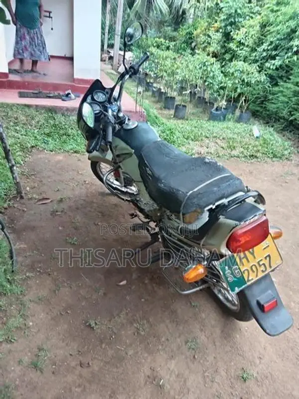 TVS Victor 2008