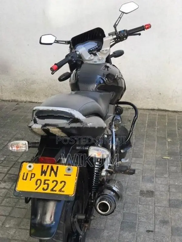 Bajaj Pulsar 150 2011
