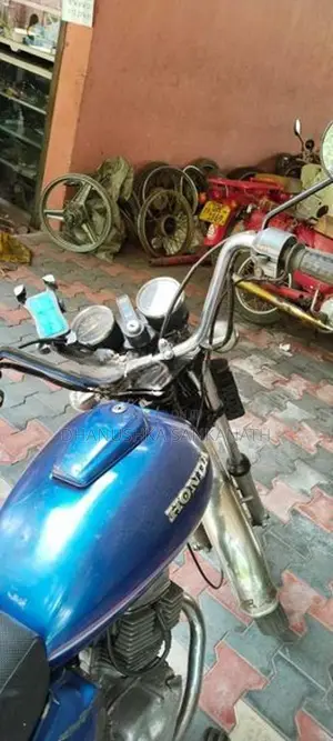 Honda CM Custom 1985