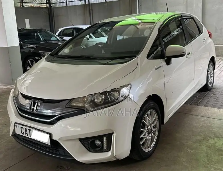 Honda Fit GP5 2014