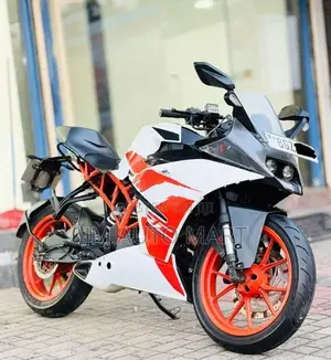 KTM RC 200 2018