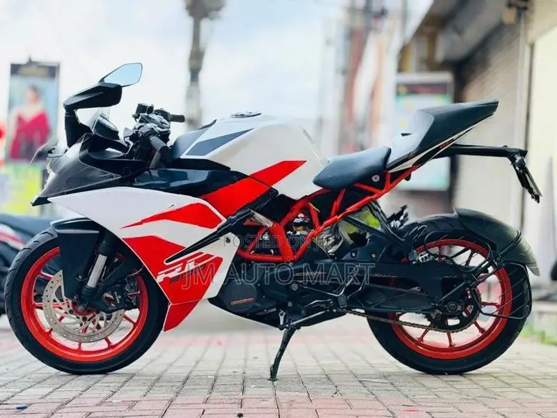 KTM RC 200 2018