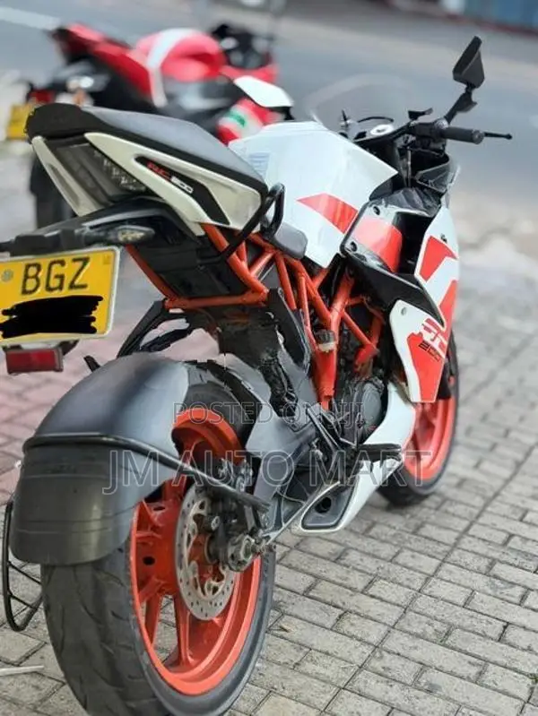 KTM RC 200 2018