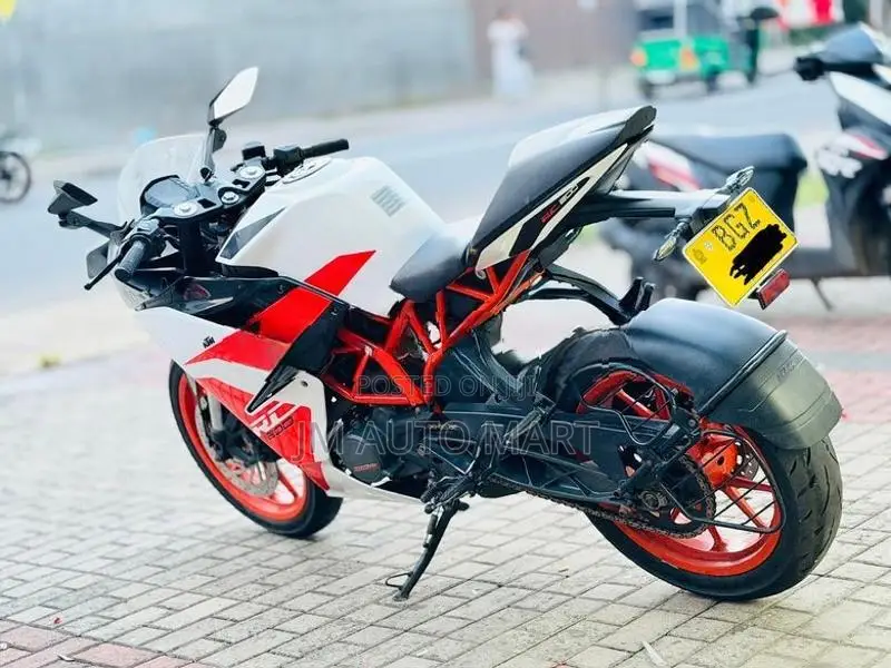 KTM RC 200 2018