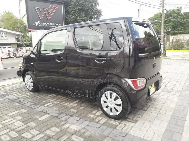 Suzuki Wagon R FX 2024