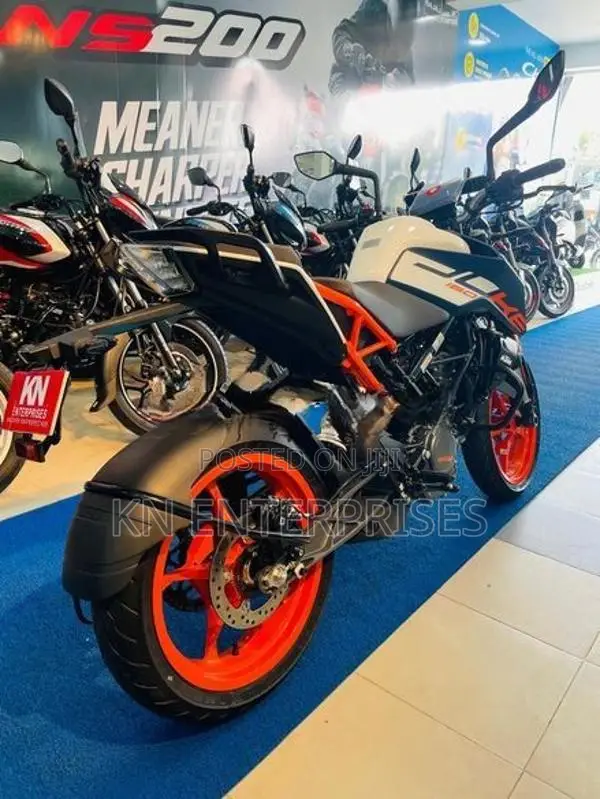KTM Duke Brandnew 2026