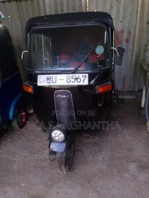 Bajaj RE 2009