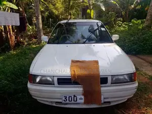 Mazda Familia 1991