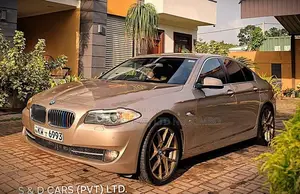BMW 520d 3 Options-Twin turbo 2013