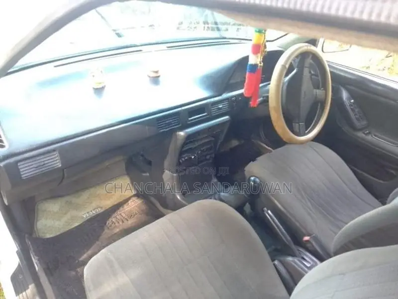 Mazda Familia 1991