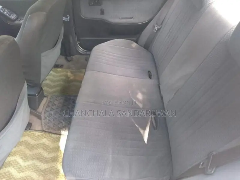 Mazda Familia 1991