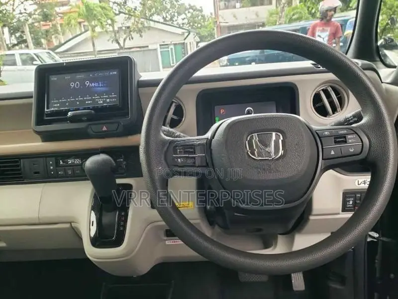Honda N-Box 2024