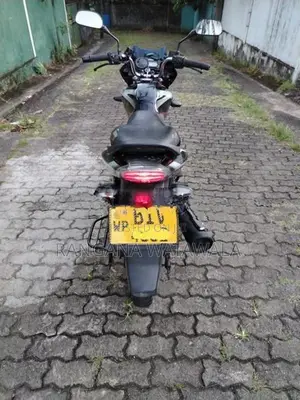 Bajaj Discover 125 2020