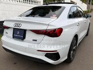 Audi A3 Sedan S-Line SUNROOF 2024