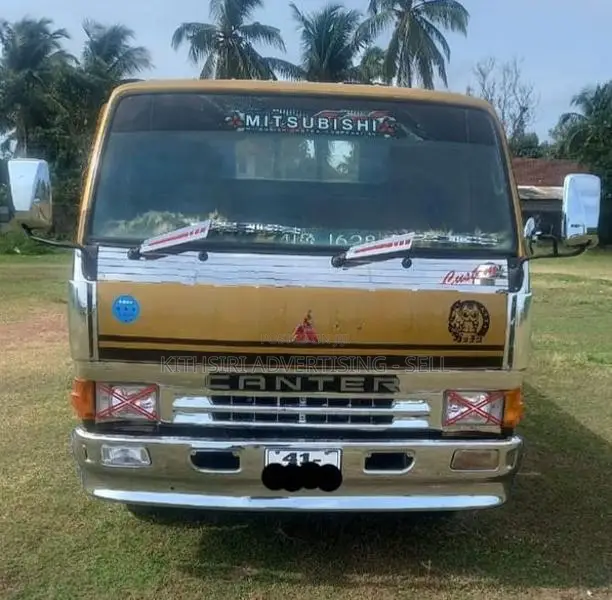 Mitsubishi Canter 1985