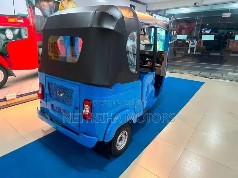 Bajaj RE 2026
