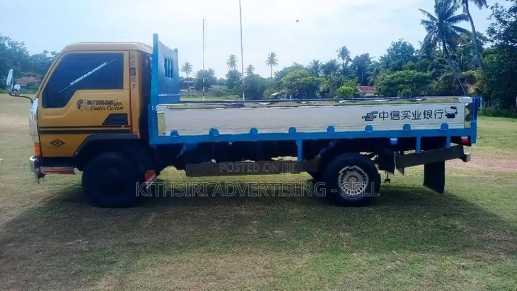 Mitsubishi Canter 1985