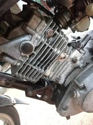 Suzuki GS 125 1997