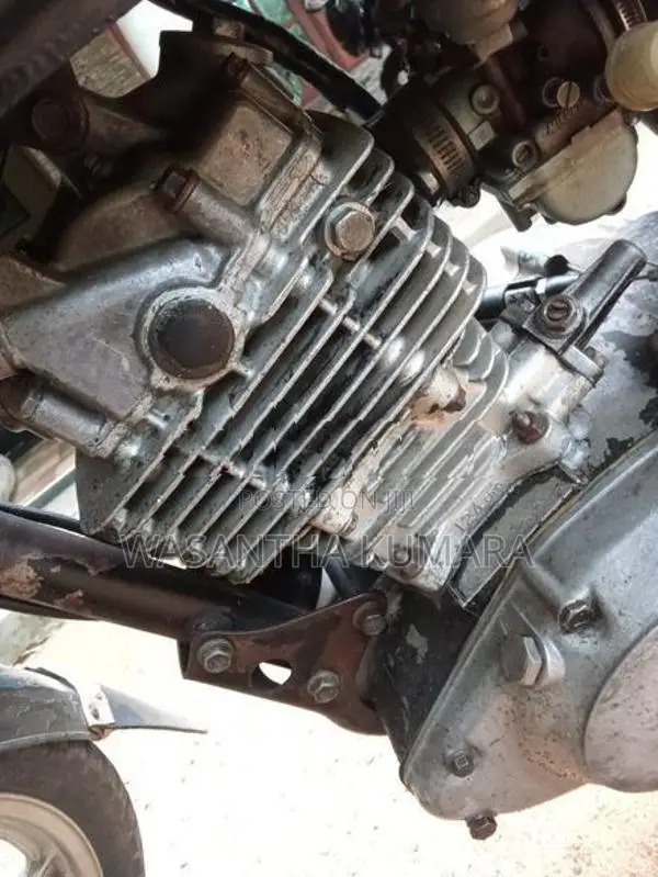 Suzuki GS 125 1997