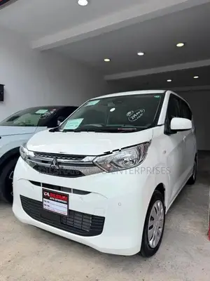 Mitsubishi eK Wagon M GRADE 2024
