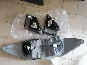 Toyota Crown (GWS204) Tail Light Set ( LH/RH ) - Reconditioned