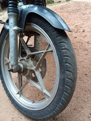 Suzuki GS 125 1997